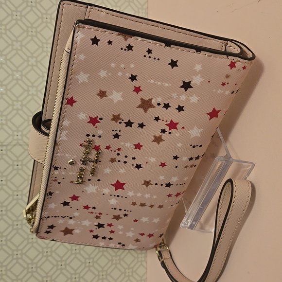 Kate Spade Pink Star-Patterned Wristlet EUC - Picture 4 of 11